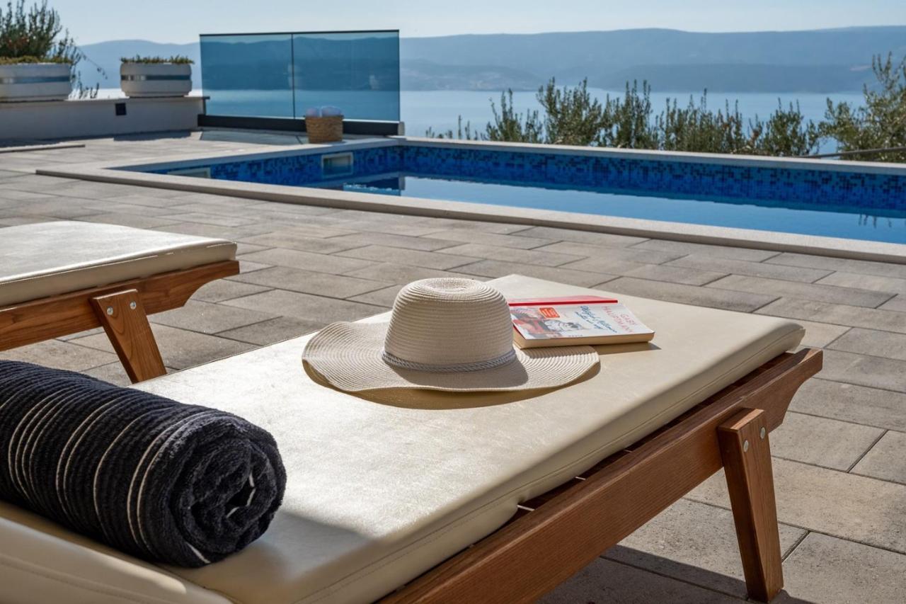 Villa Dream With Private Pool, 2 Bedrooms With En-Suite Bathrooms, Sea View Оміш Екстер'єр фото